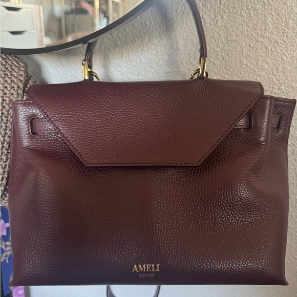 Ameli Zurich Viadukt Leather convertible backpack, crossbody bag- maroon red - Picture 6 of 9